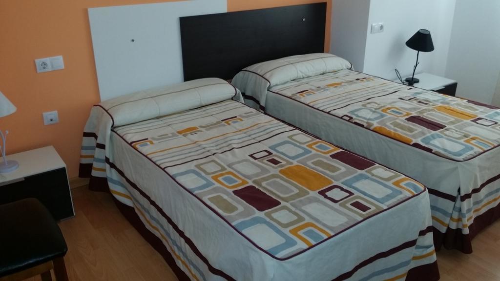 Hotel Meson El Numero Uno Antequera Chambre photo